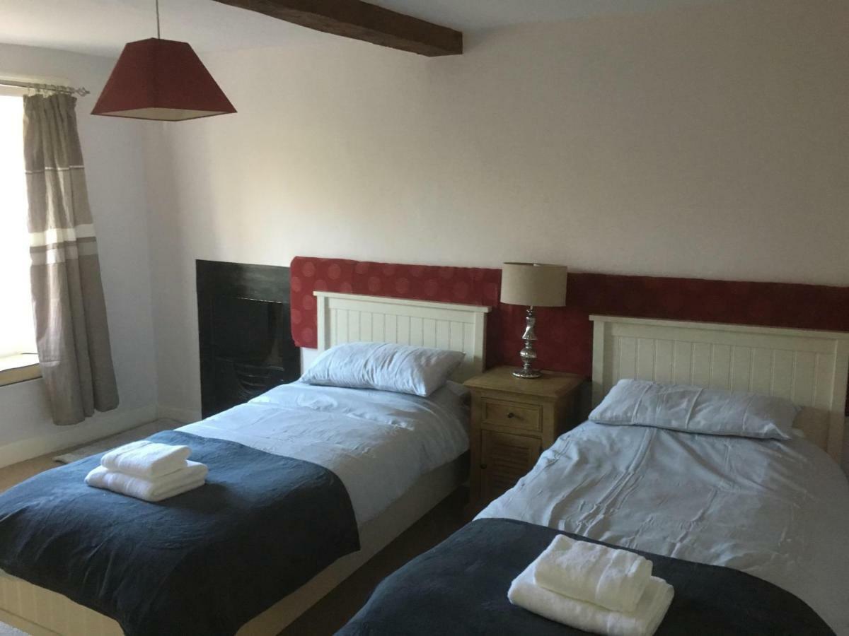 Bartholomew Arms Bed & Breakfast Maidford Luaran gambar